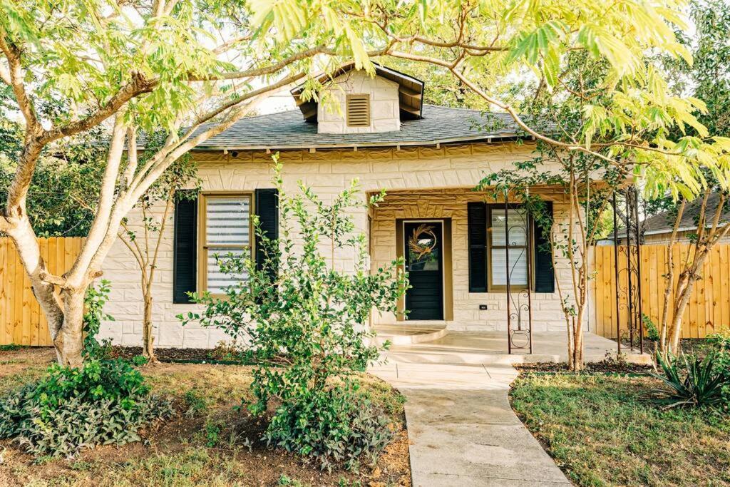 Close To Downtown San Antonio,Tx With Private Backyard And Firepit Exterior foto